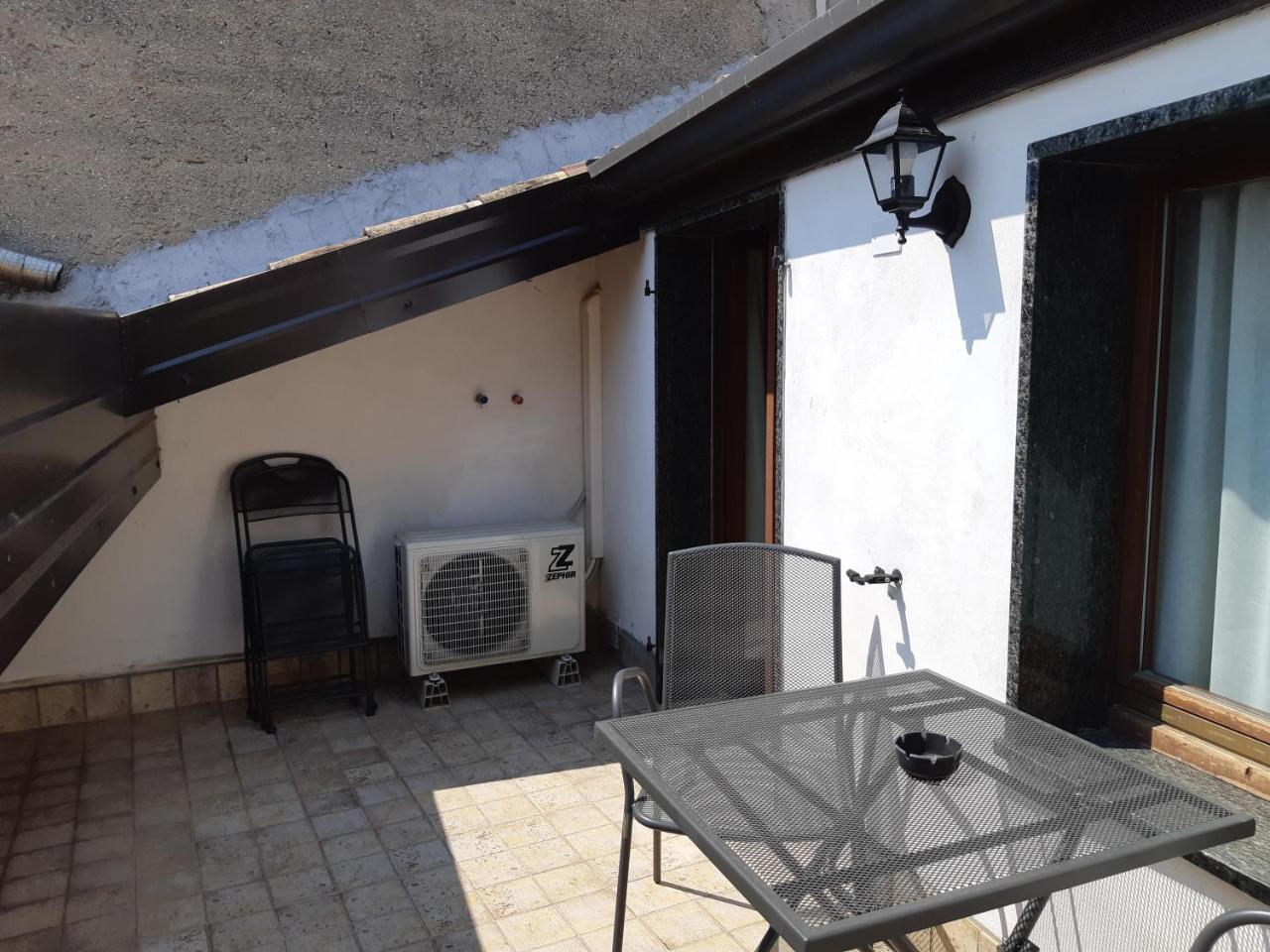 Anfite Apartments Castelletto Пескьера-дель-Гарда Экстерьер фото