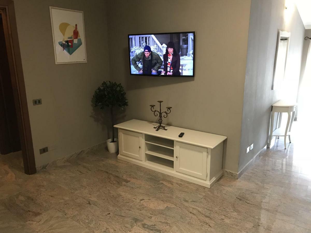 Anfite Apartments Castelletto Пескьера-дель-Гарда Экстерьер фото