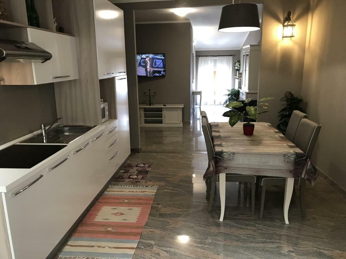 Anfite Apartments Castelletto Пескьера-дель-Гарда Экстерьер фото